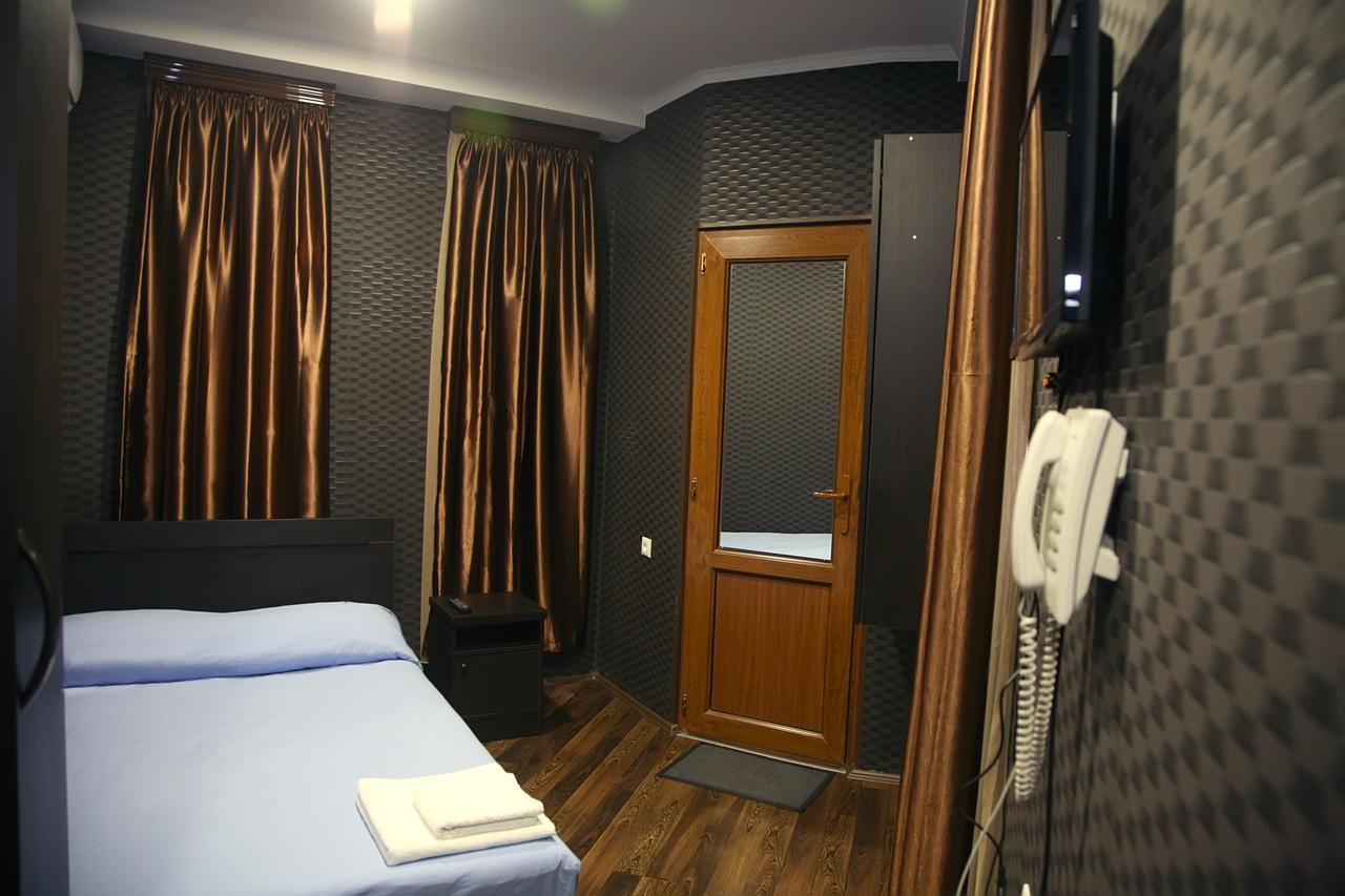 Hotel Pyramida Tbilisi Exterior photo